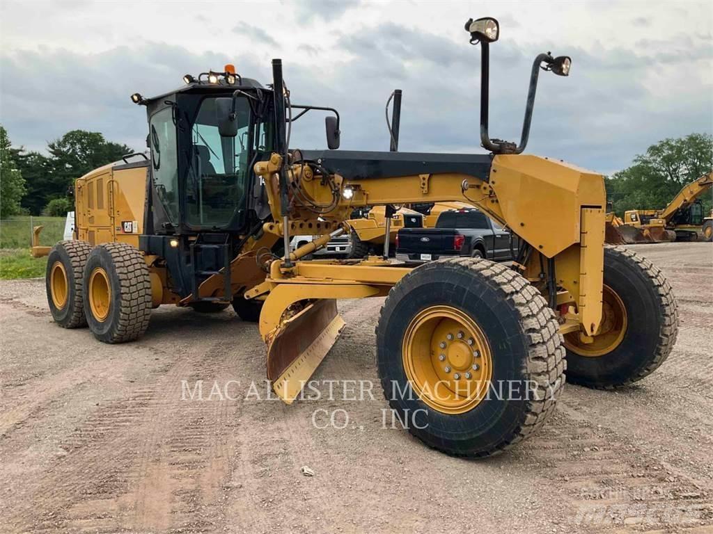 CAT 140 M2 Graders