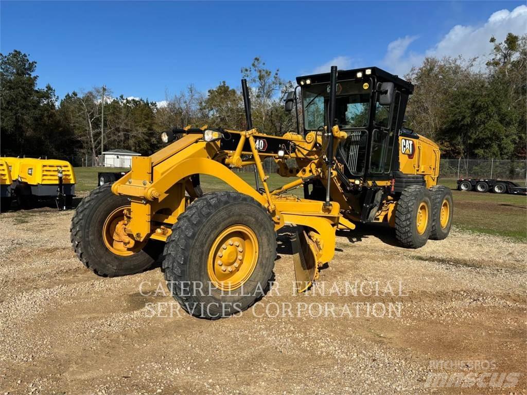 CAT 14013 Graders