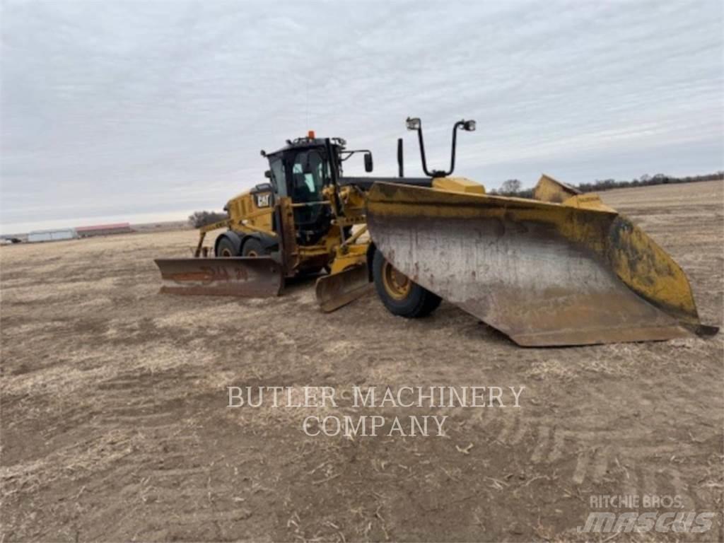 CAT 140M3AWD Graders