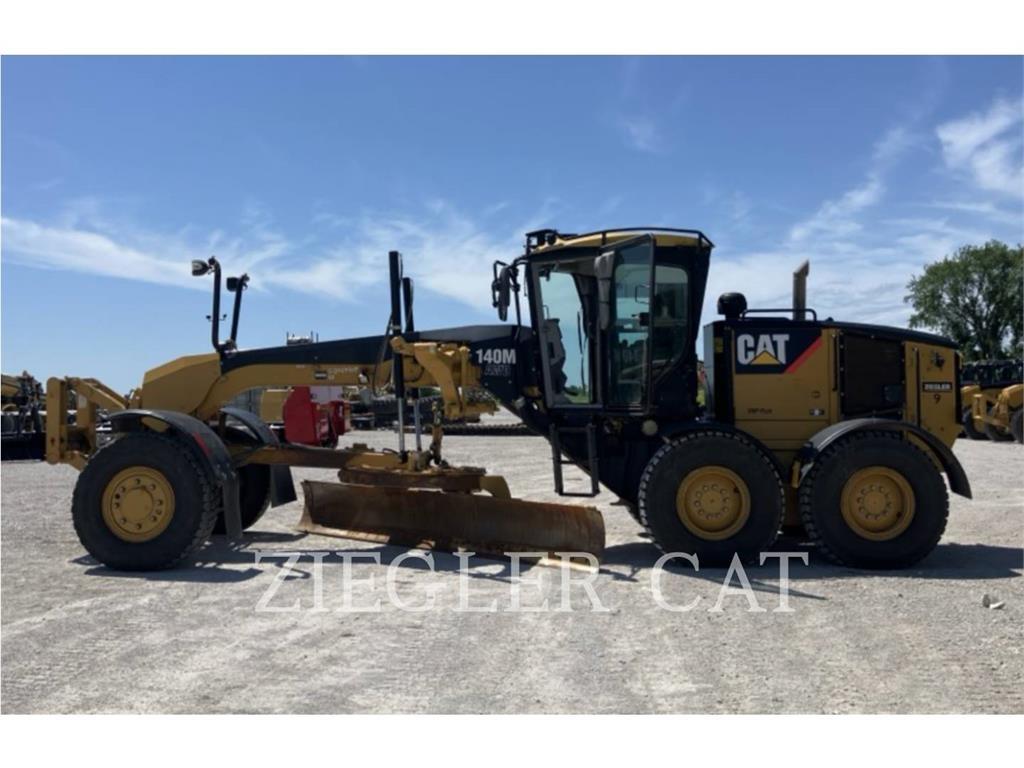 CAT 140MAWD Graders