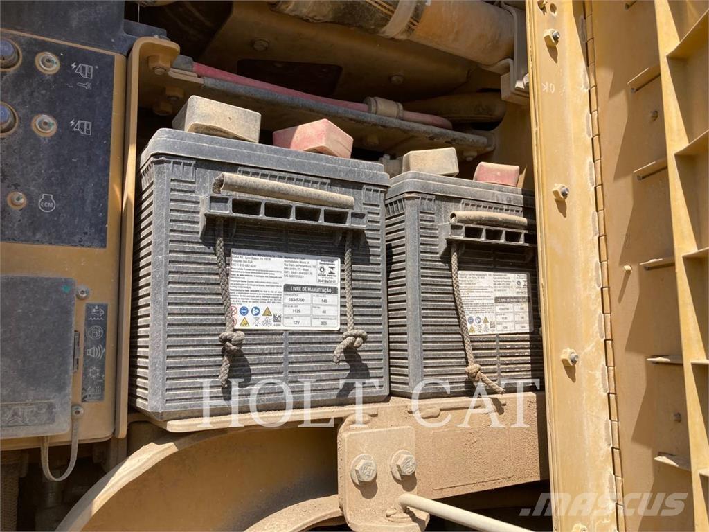 CAT 150-15AWD Graders