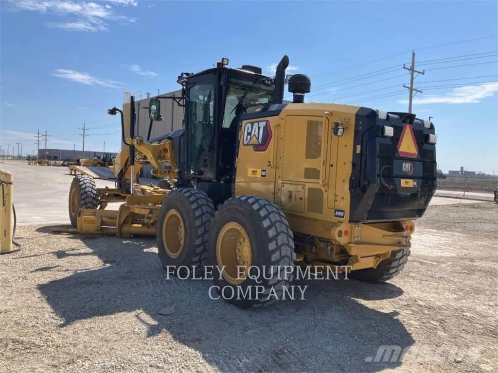 CAT 150-15AWI Graders