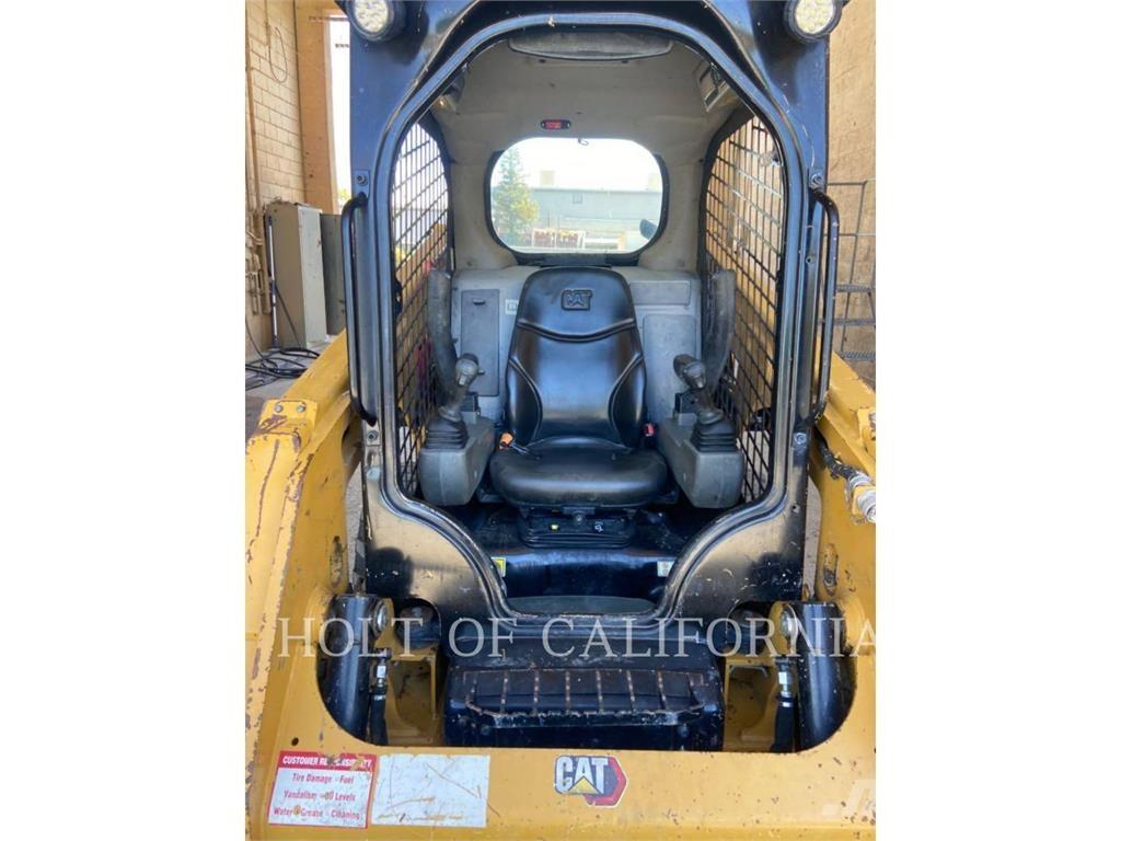 CAT 226 HF Skid steer loaders