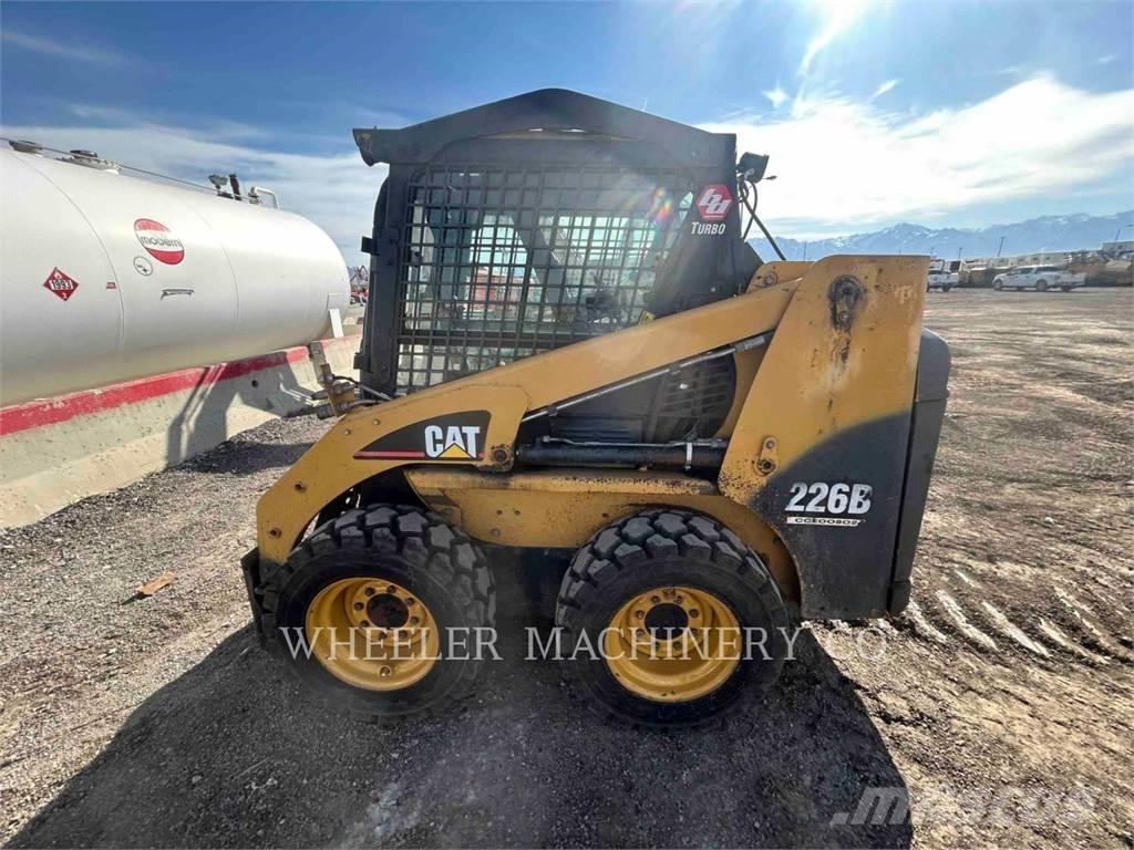 CAT 226B MA11 Skid steer loaders
