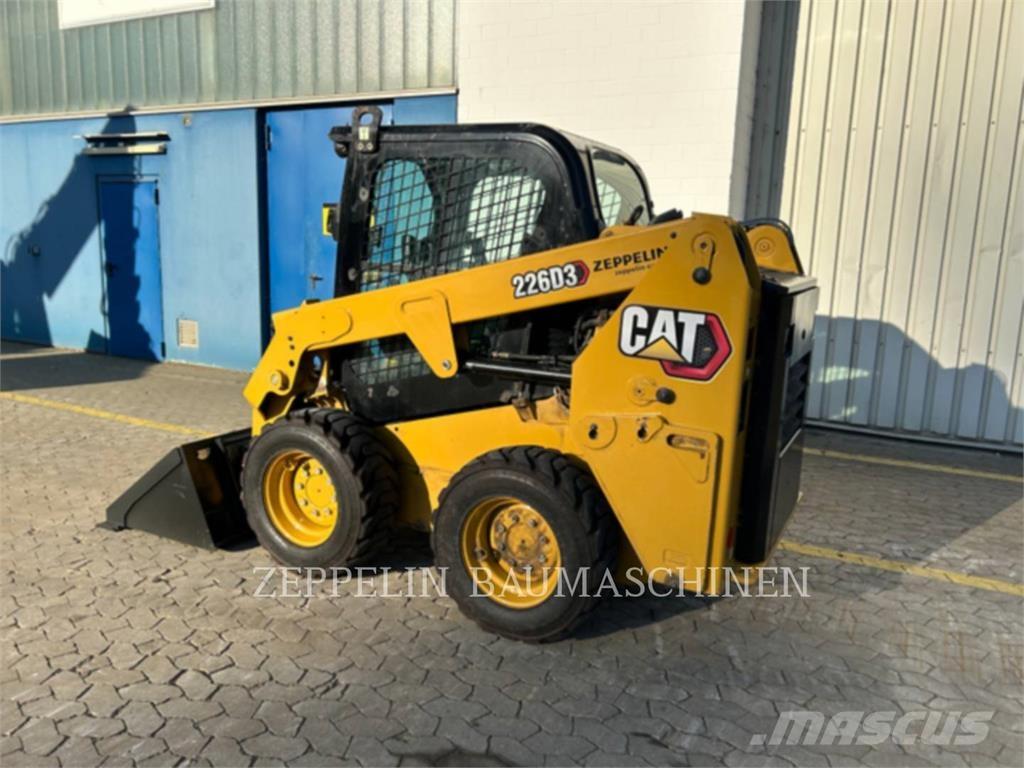 CAT 226D Skid steer loaders