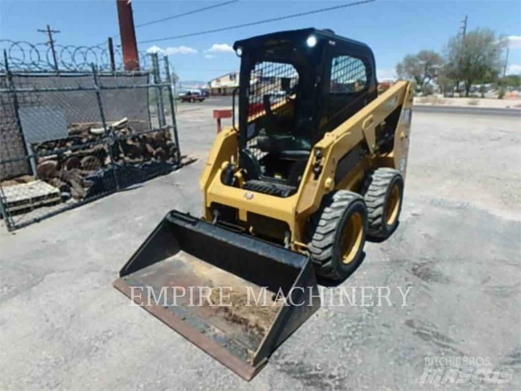 CAT 226D3 Skid steer loaders