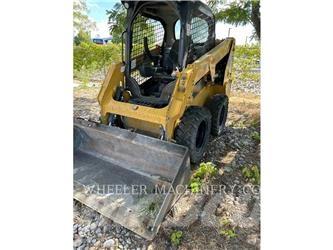 CAT 226D3 C1H2 Skid steer loaders