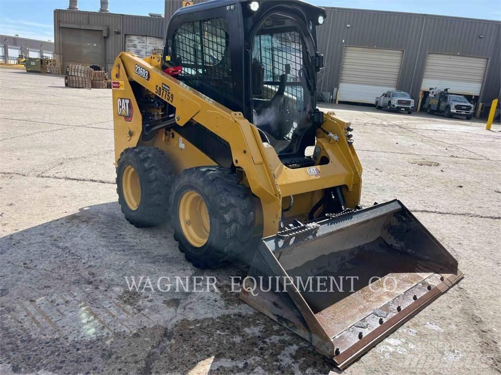 CAT 236D3 Skid steer loaders