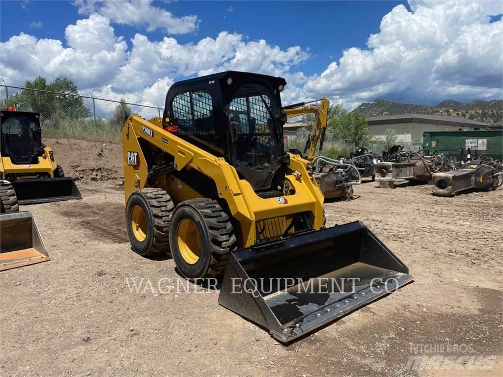 CAT 236D3 Skid steer loaders