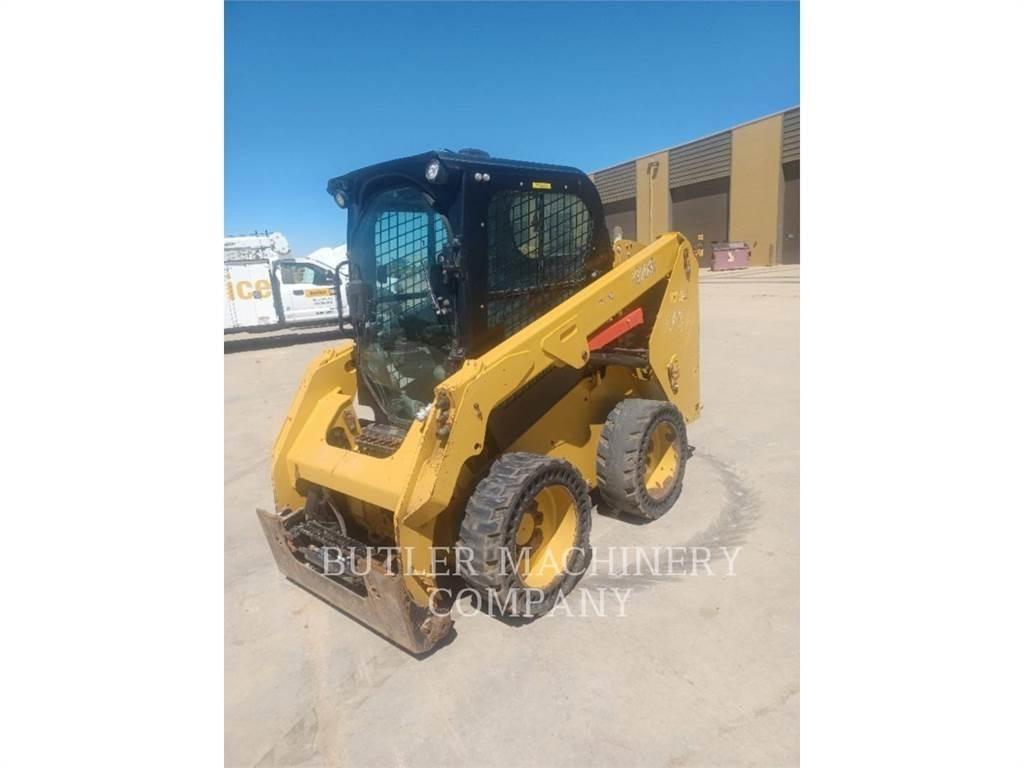 CAT 236D3 Skid steer loaders