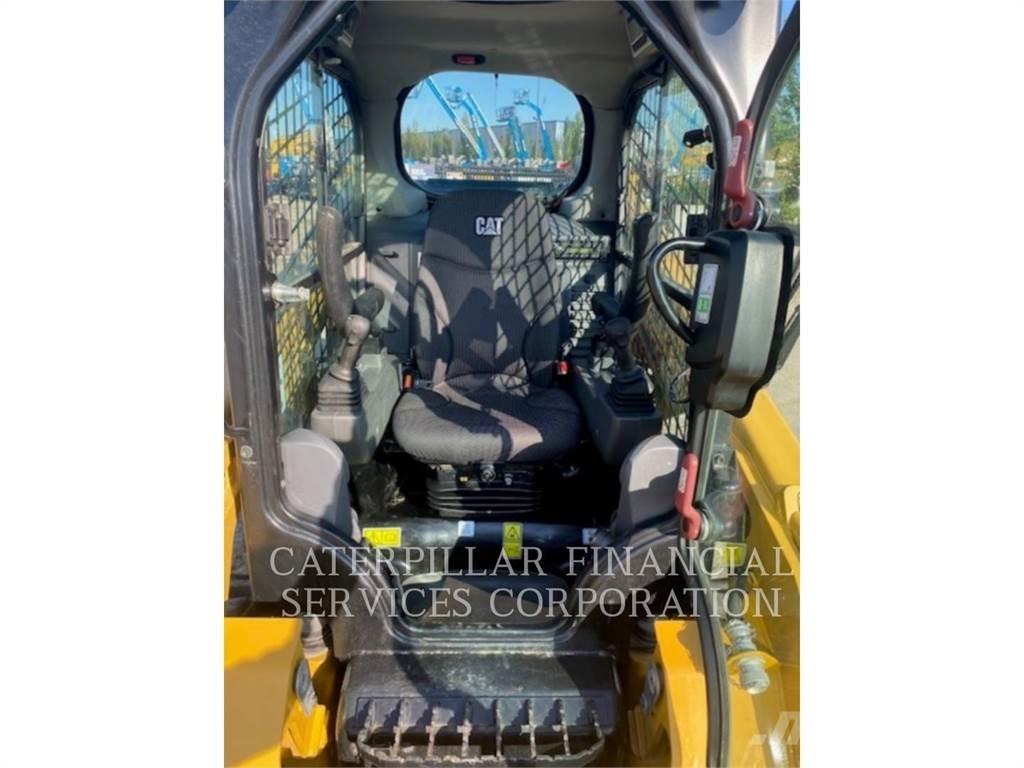 CAT 236D3 Skid steer loaders
