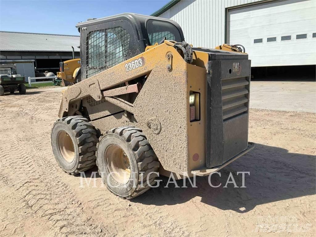 CAT 236D3 A2Q Skid steer loaders