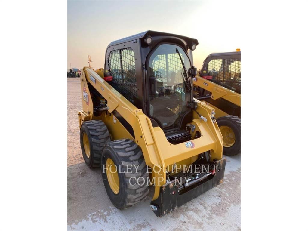 CAT 236D3STD2C Skid steer loaders