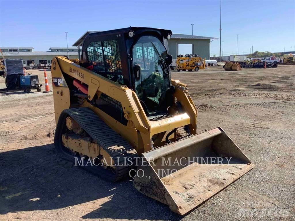 CAT 239D Crawler loaders