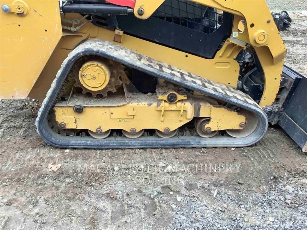 CAT 239D Crawler loaders