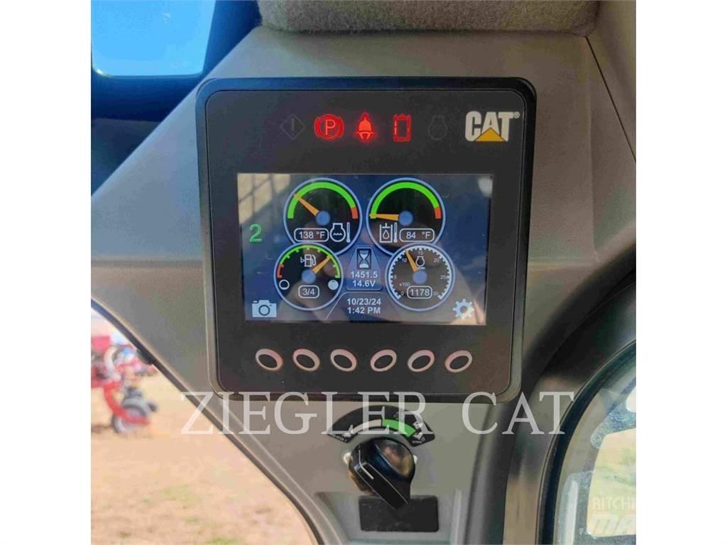 CAT 242D3 Skid steer loaders