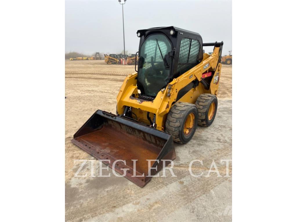 CAT 242D3 Skid steer loaders