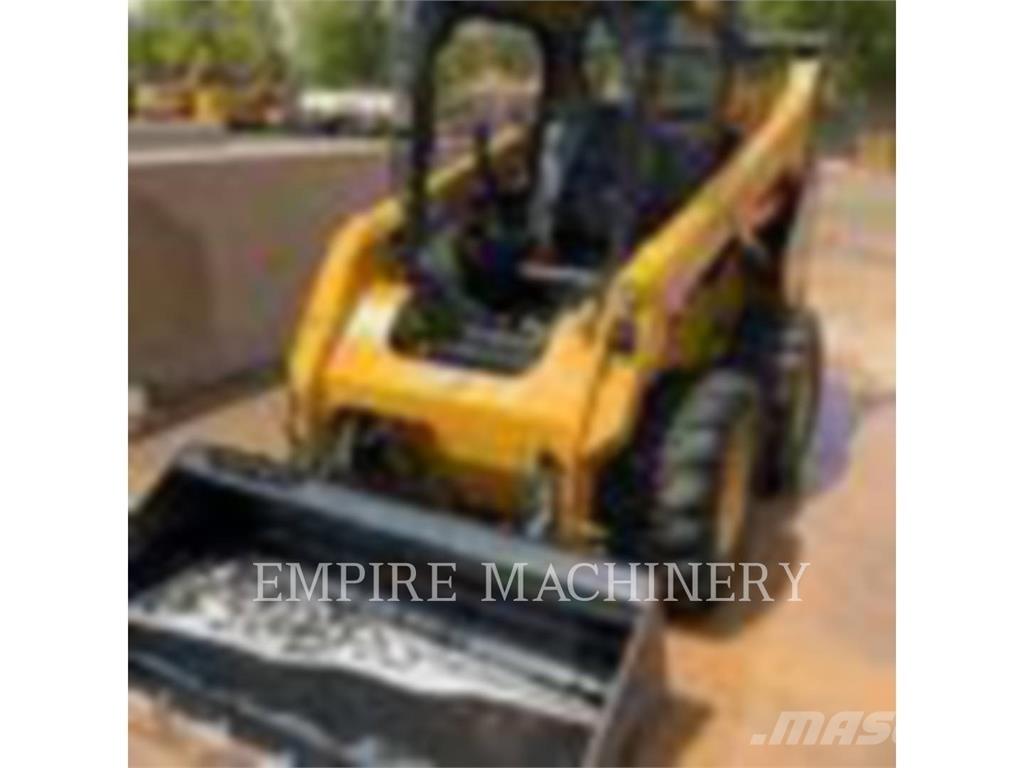 CAT 242D3 HF Skid steer loaders