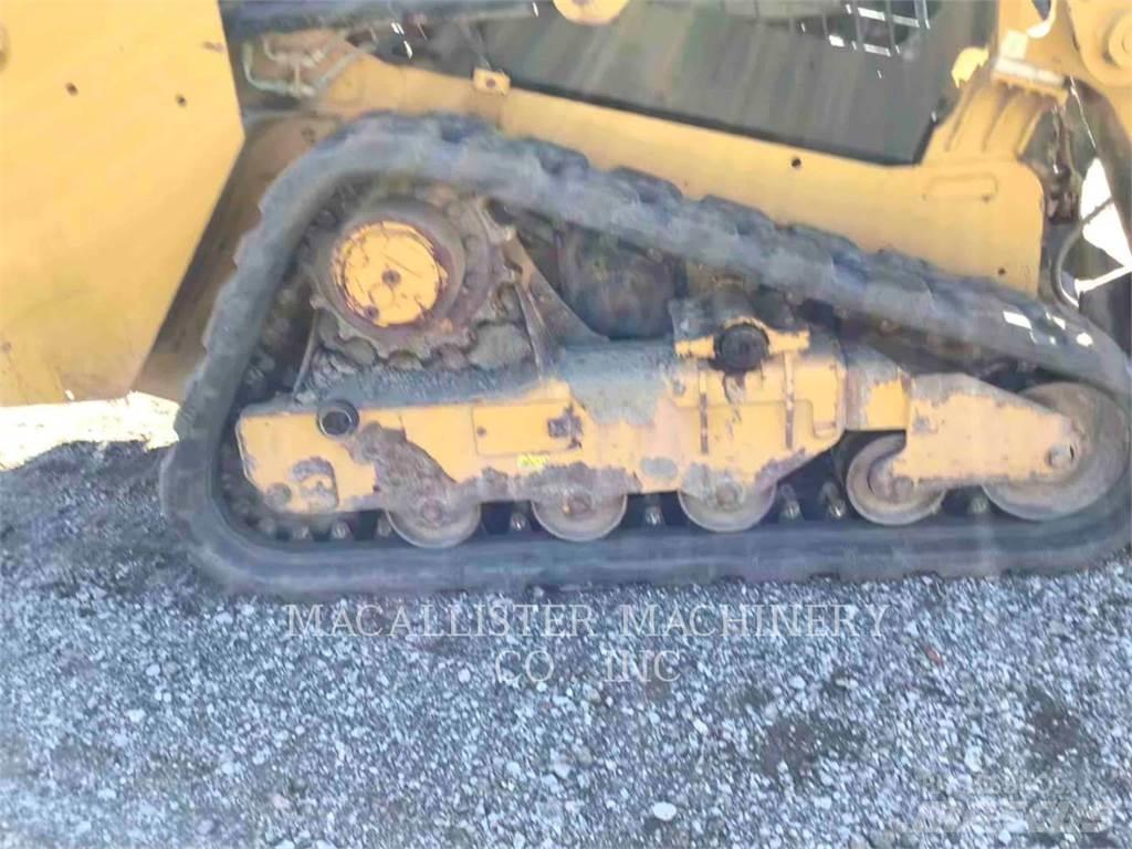 CAT 249D Crawler loaders