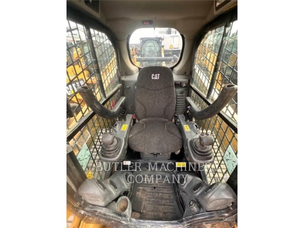 CAT 249D Crawler loaders