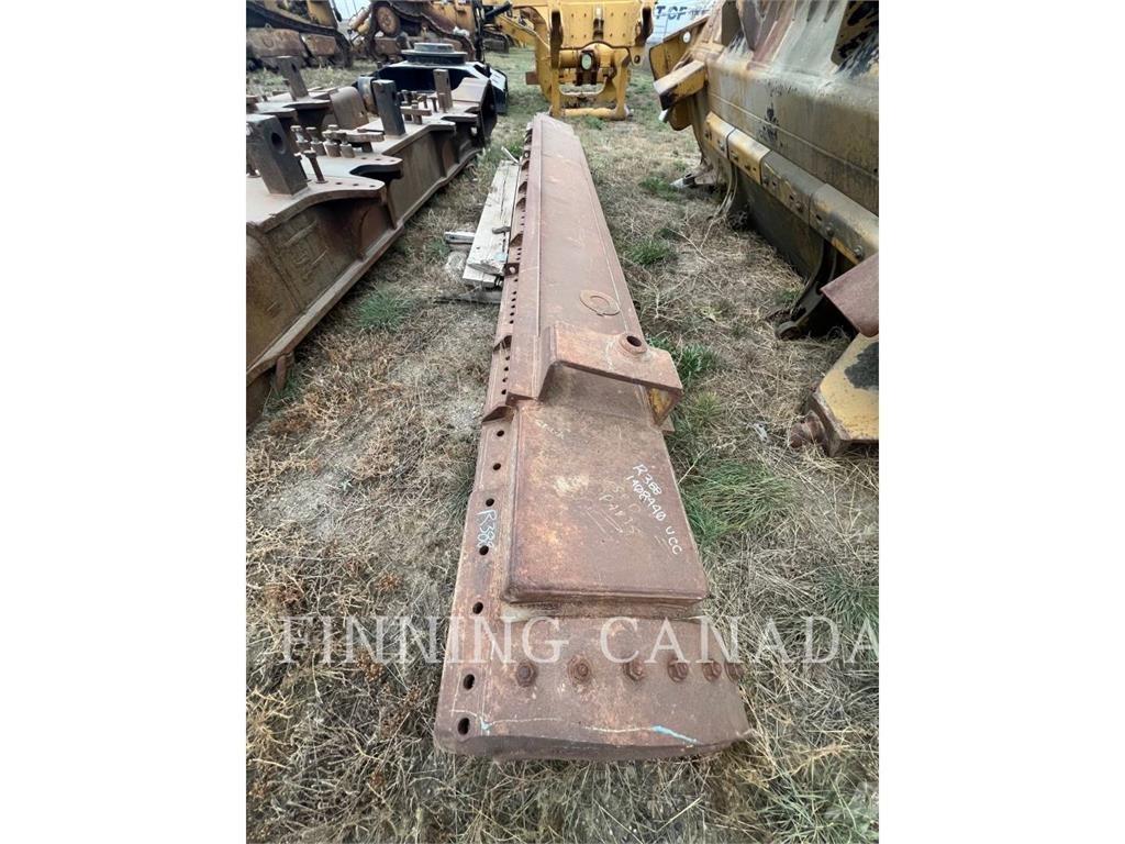 CAT 24M Blades