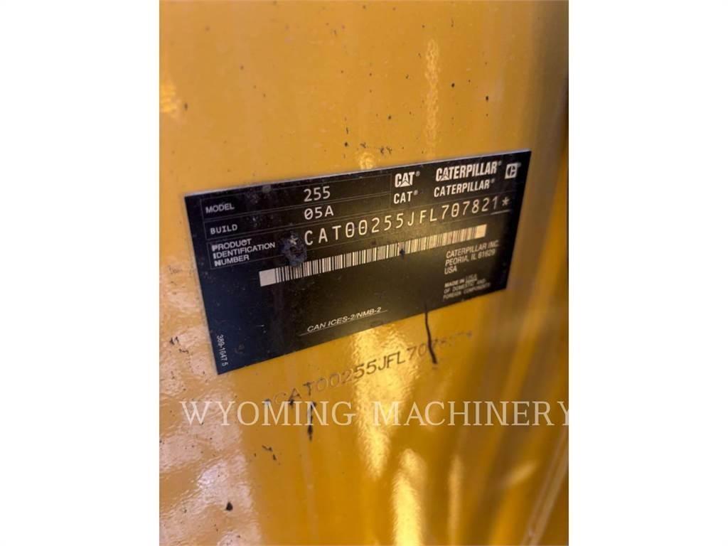CAT 255 Skid steer loaders