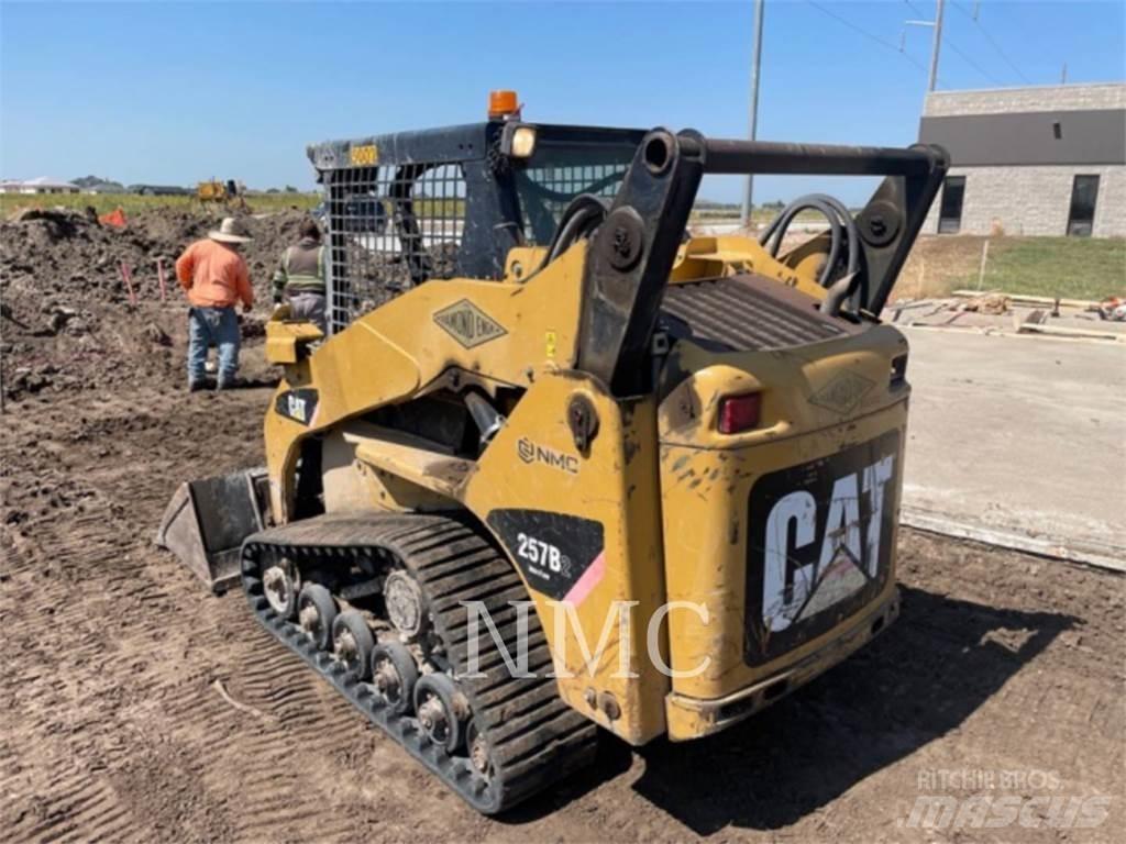 CAT 257B2 Skid steer loaders