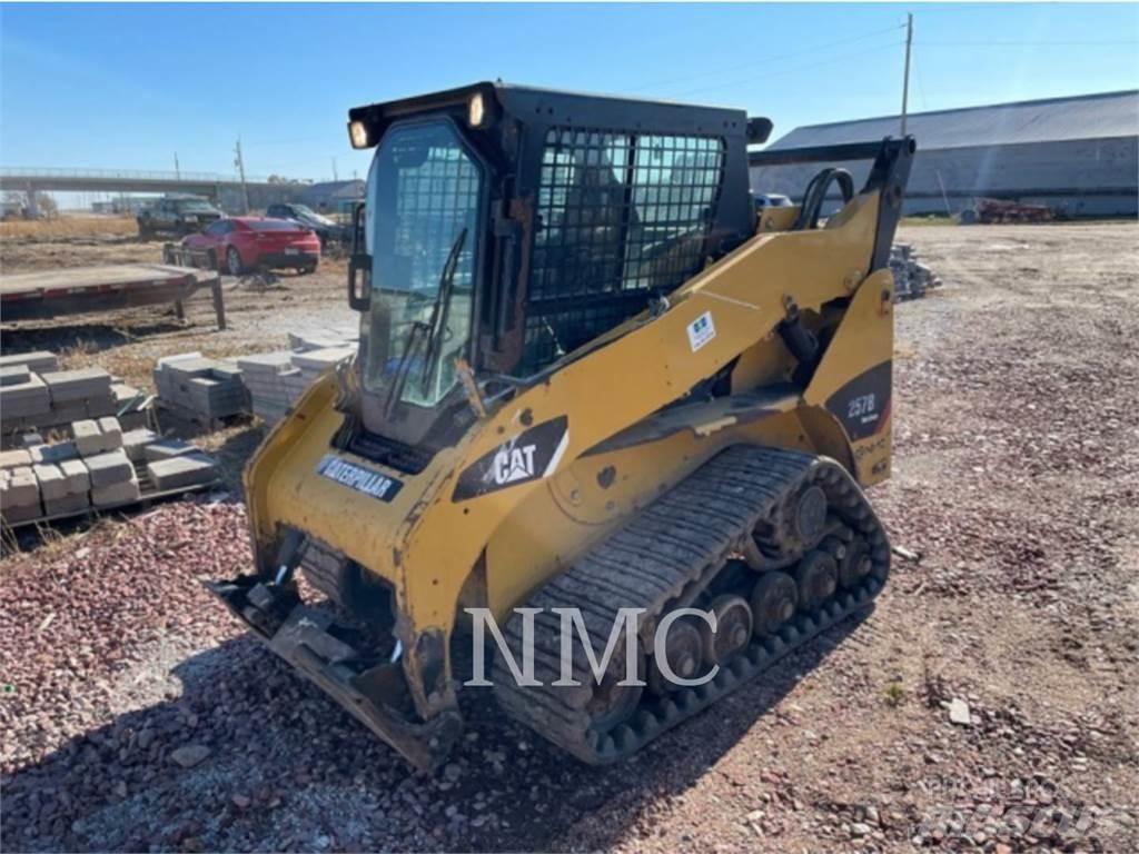 CAT 257B3 Skid steer loaders