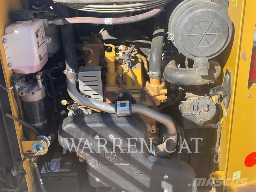 CAT 259D Crawler loaders