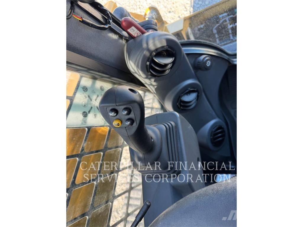 CAT 259D3 Crawler loaders