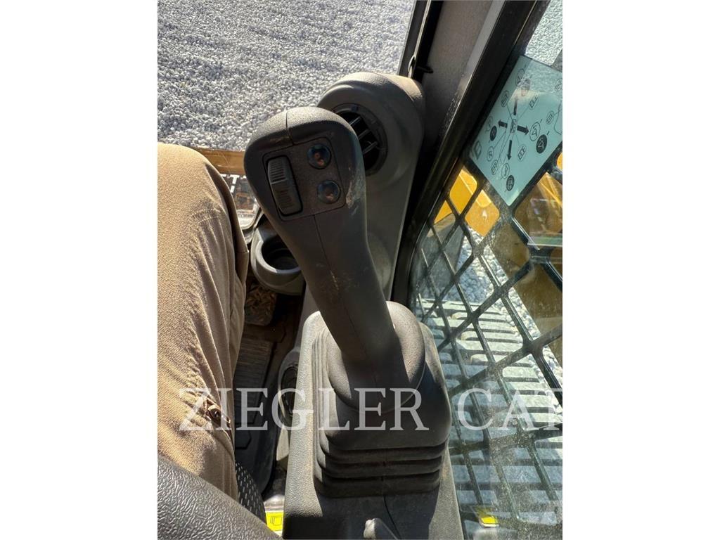 CAT 259D3 Crawler loaders