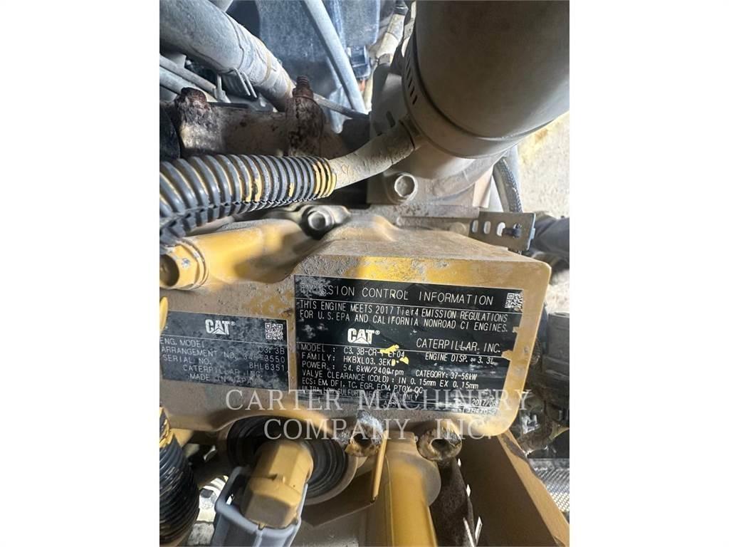 CAT 262D Skid steer loaders