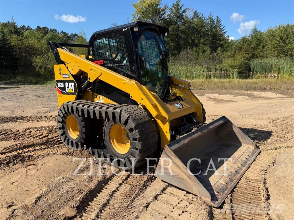CAT 262D Skid steer loaders