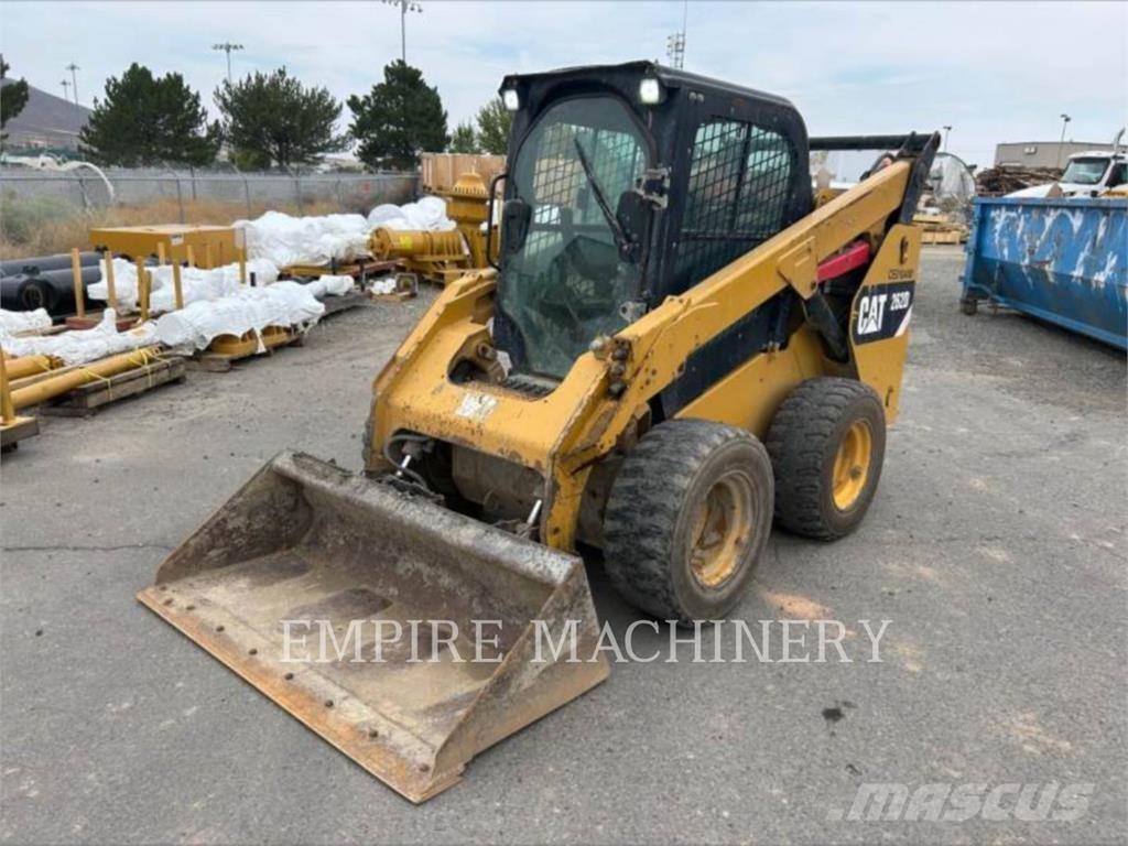 CAT 262D CA Skid steer loaders