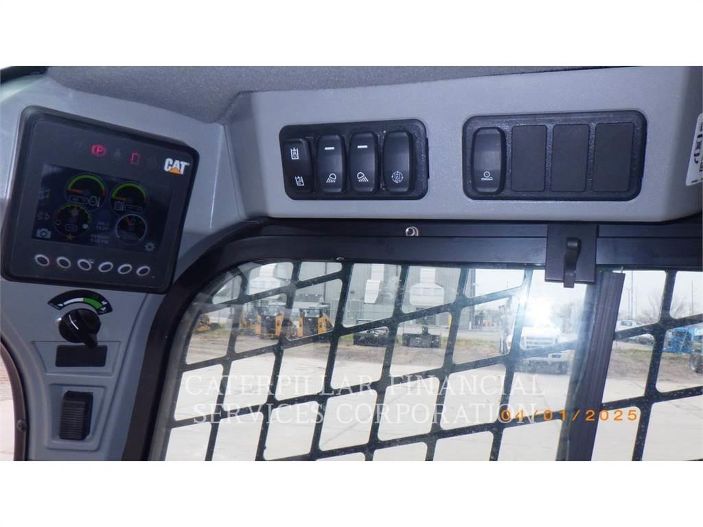 CAT 262D3 Skid steer loaders