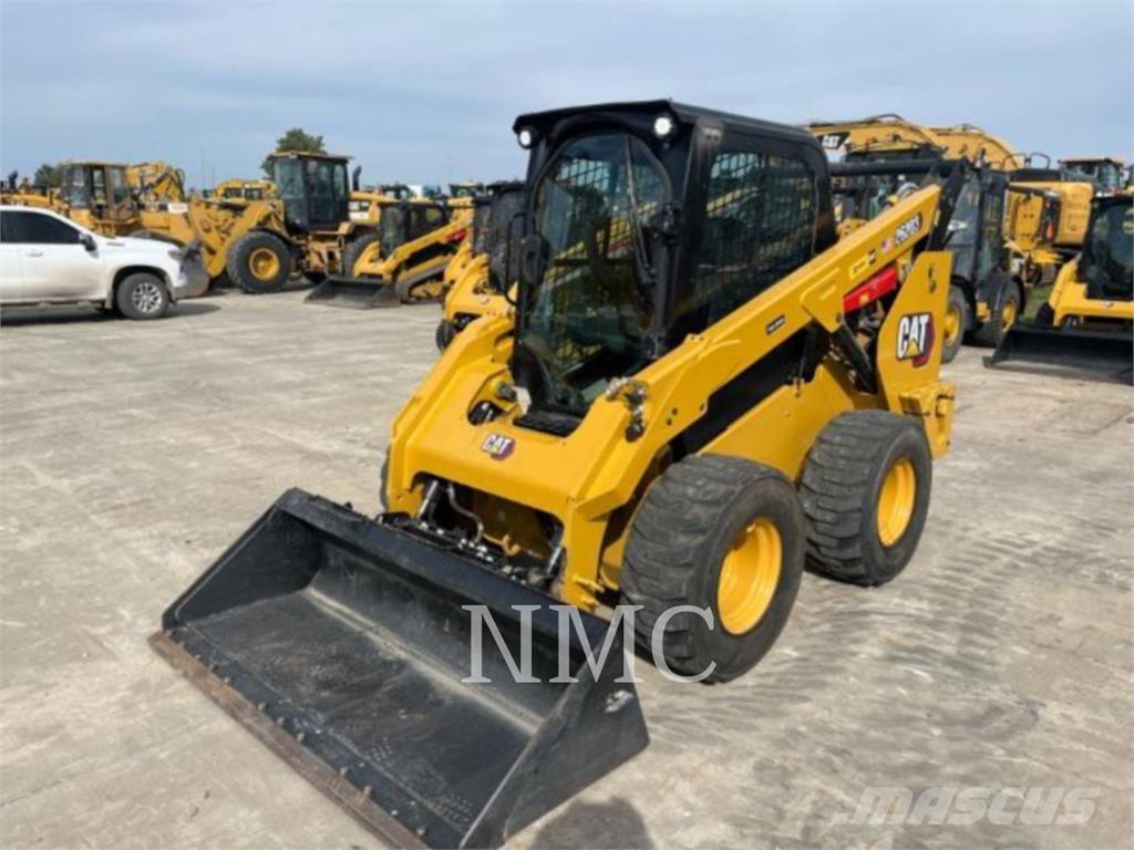CAT 262D3 Skid steer loaders
