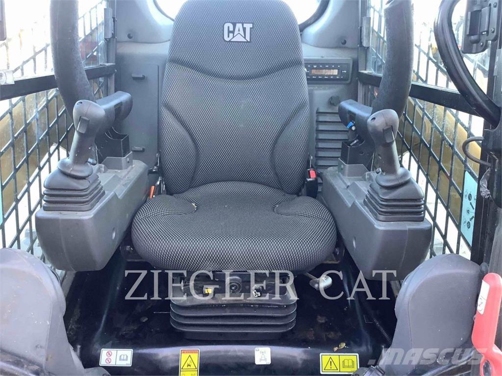 CAT 262D3 Skid steer loaders