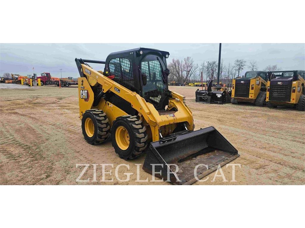 CAT 262D3 Skid steer loaders