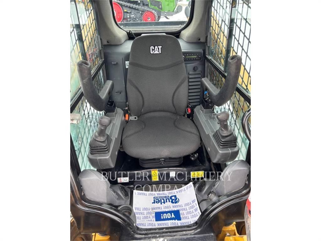 CAT 262D3 C3H3 Skid steer loaders