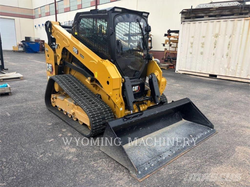CAT 265 Skid steer loaders