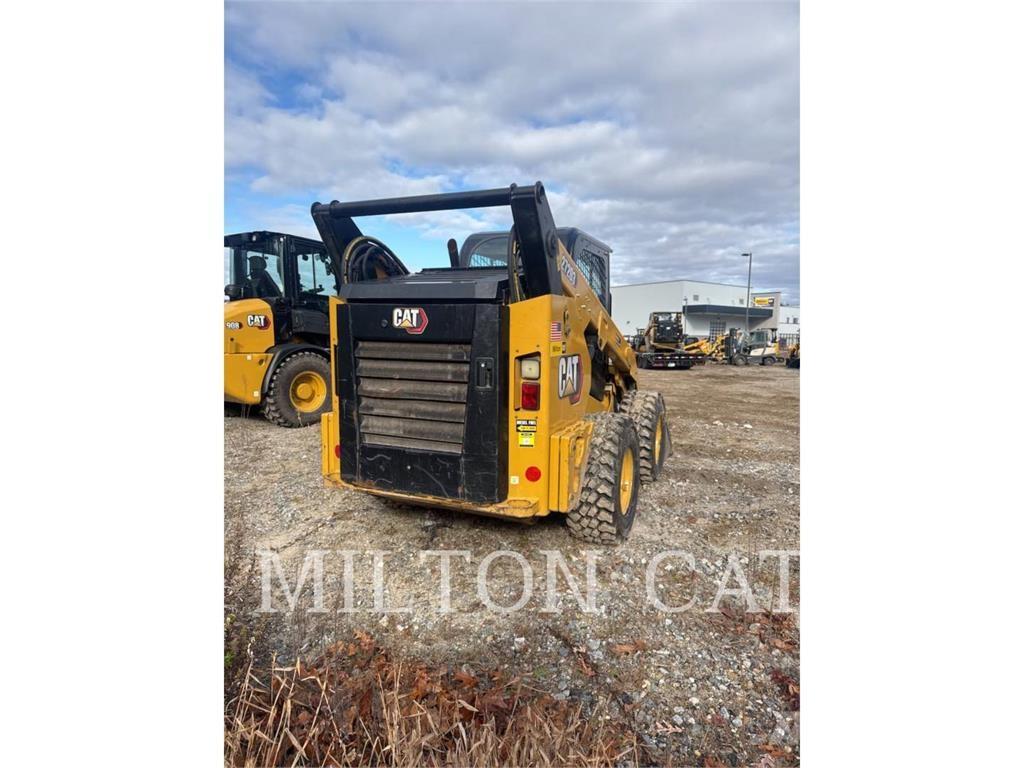 CAT 272D 3 Skid steer loaders