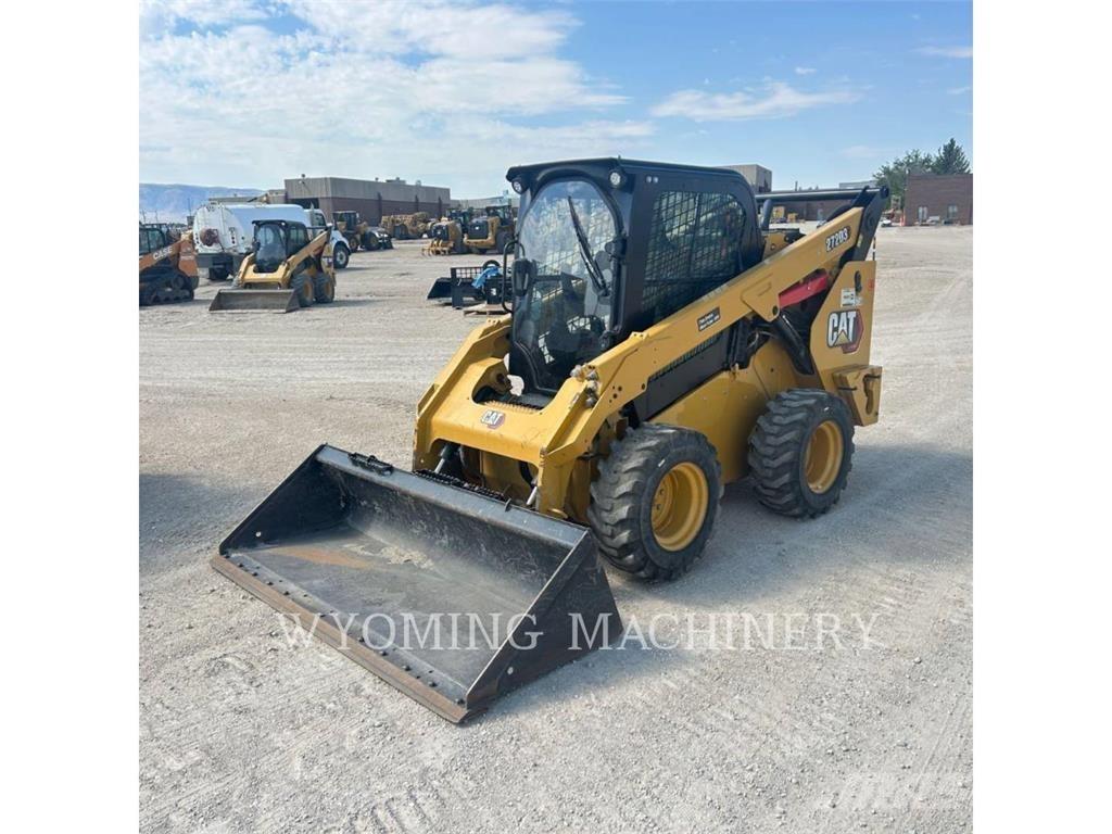 CAT 272D3 Skid steer loaders