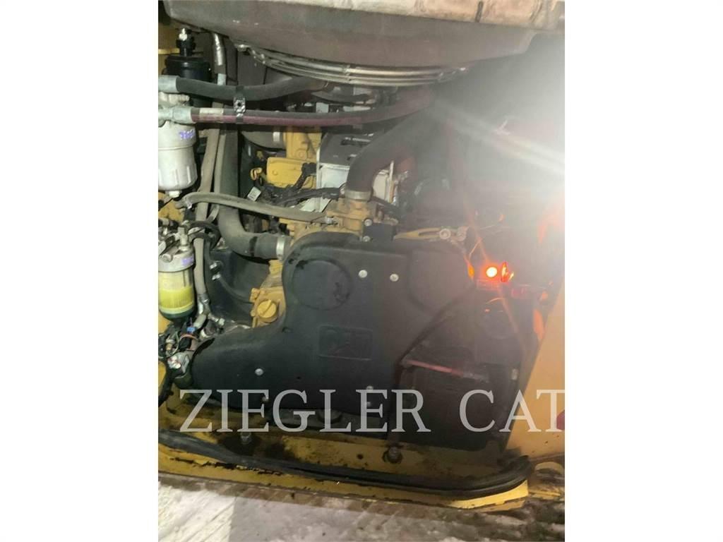 CAT 299D2 Crawler loaders