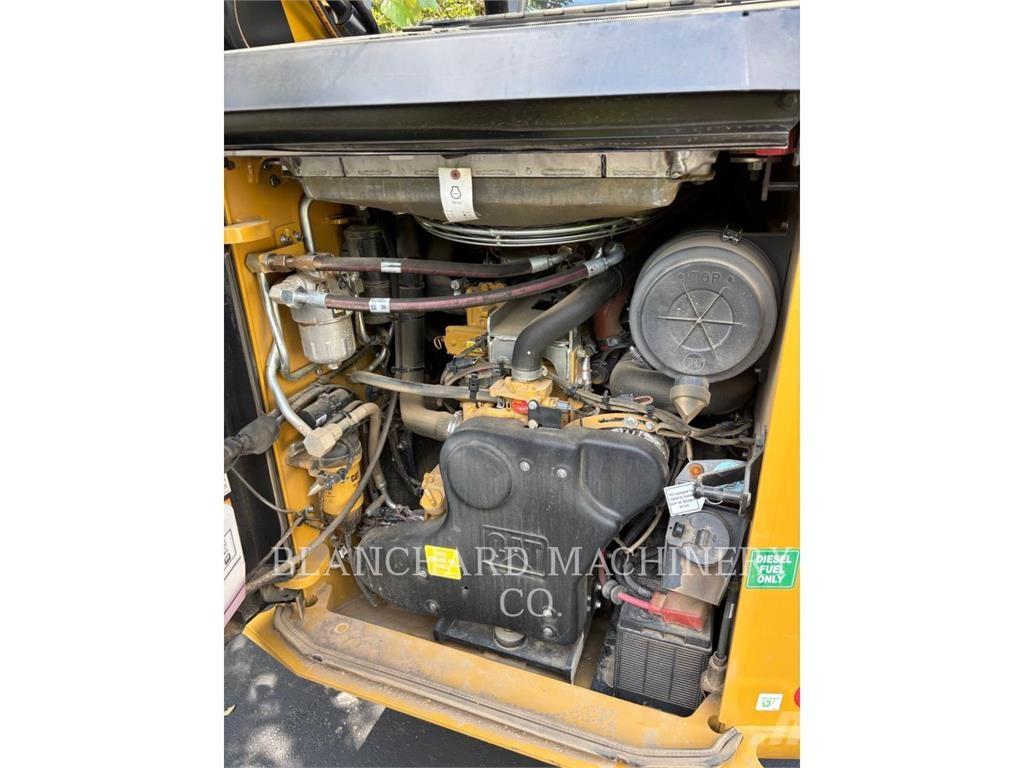 CAT 299D3 Crawler loaders