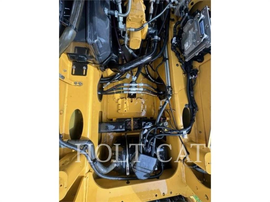 CAT 299D3 XPS Crawler loaders
