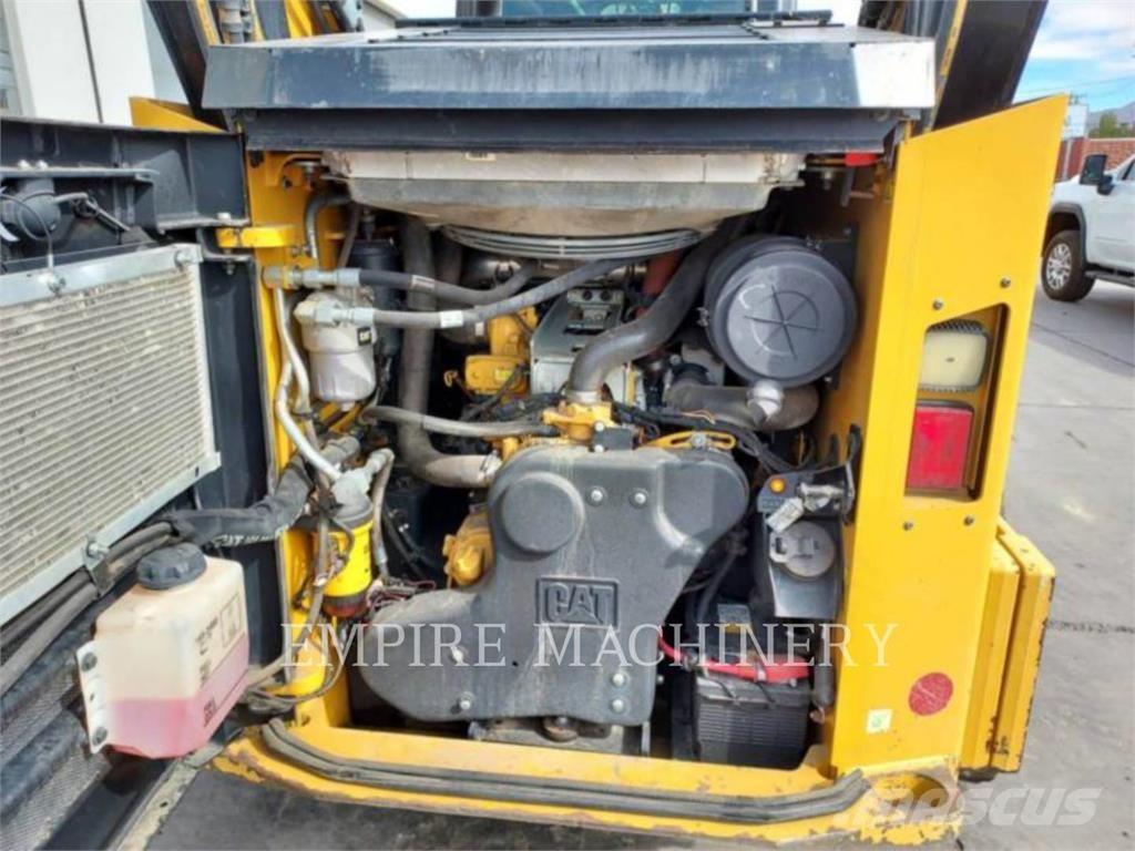 CAT 299D3XPSCA Skid steer loaders