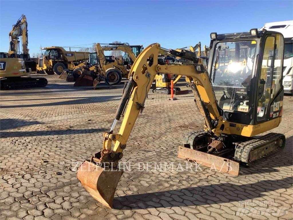 CAT 301.7D Crawler excavators
