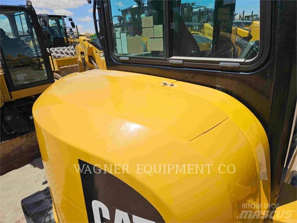CAT 305.5E2 Crawler excavators