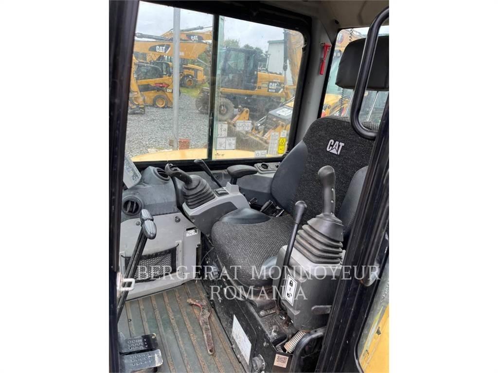 CAT 305E2CR Crawler excavators