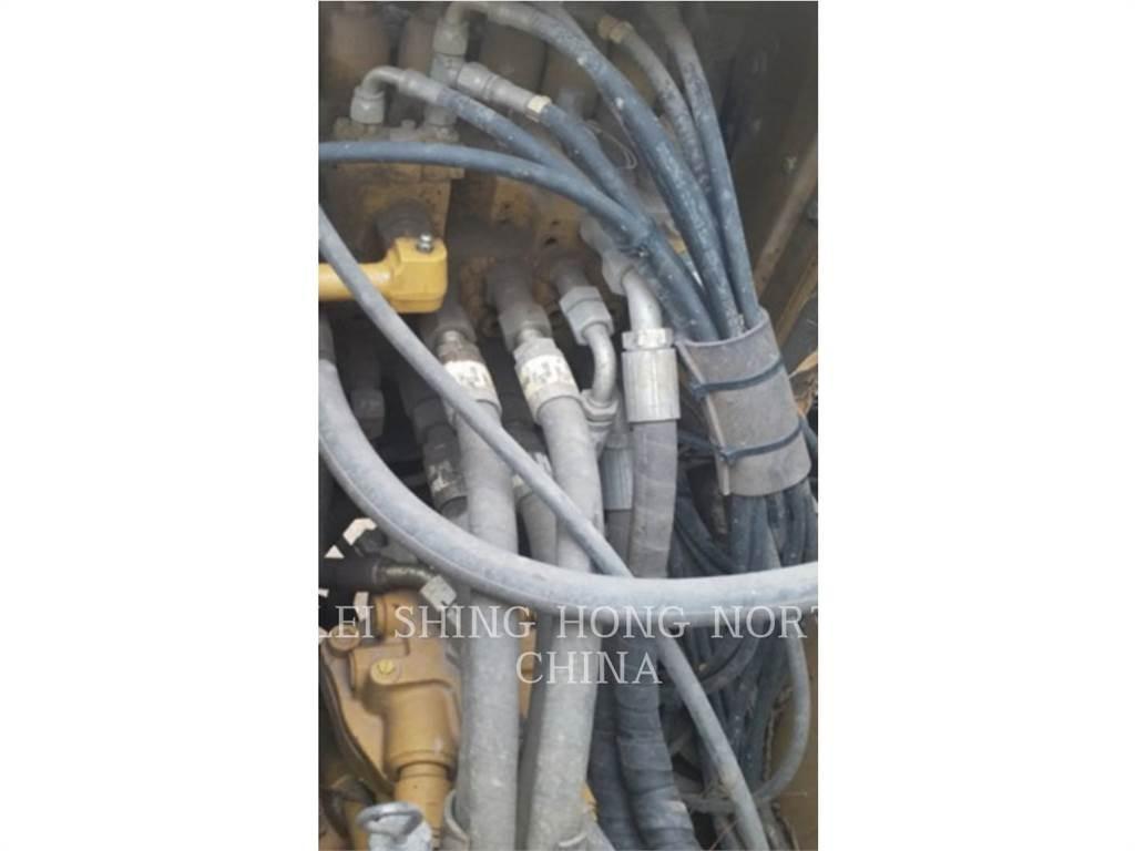 CAT 313D2GC Crawler excavators